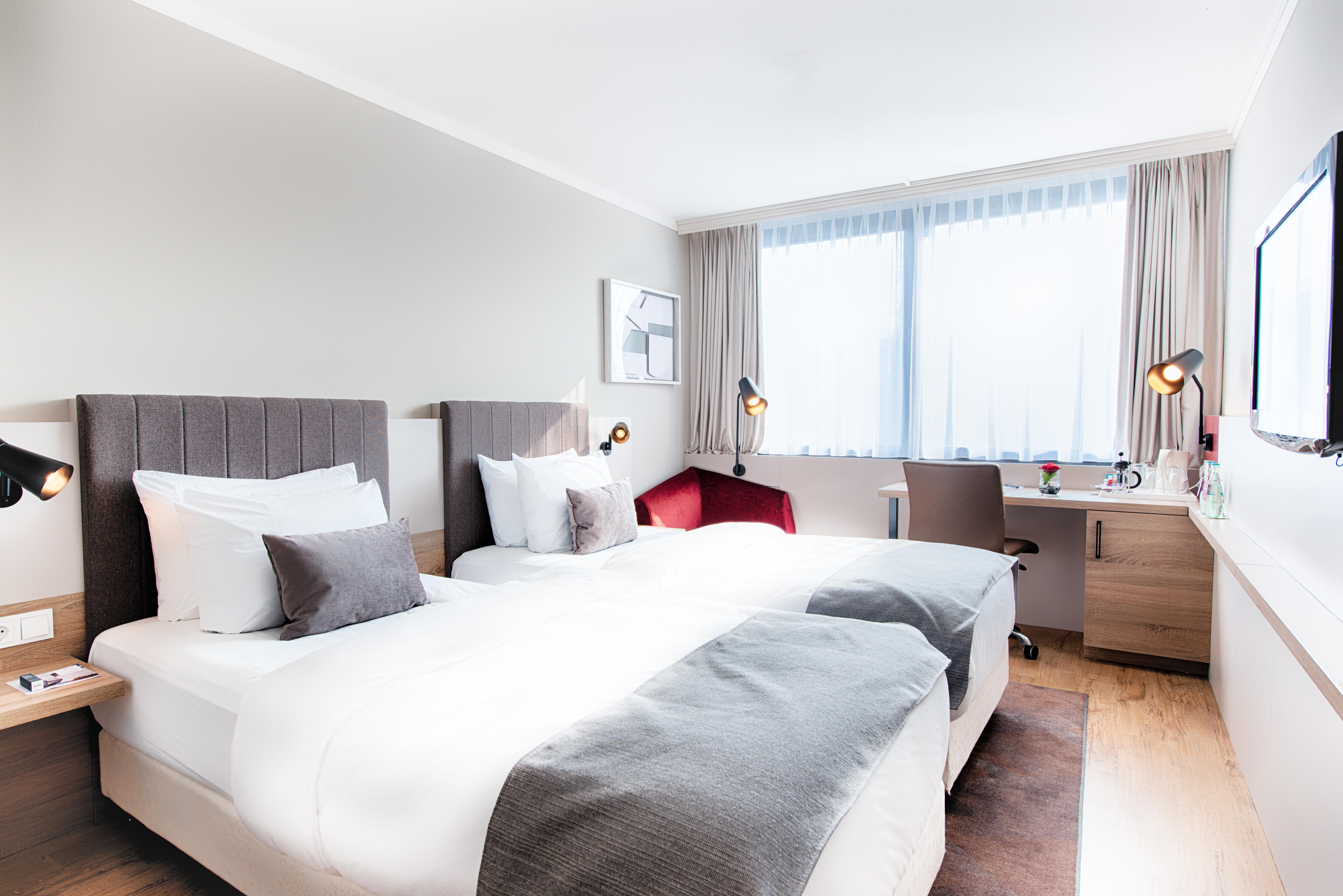 Crowne Plaza Frankfurt Congress Hotel By Ihg Frankfurt am Main Exterior photo