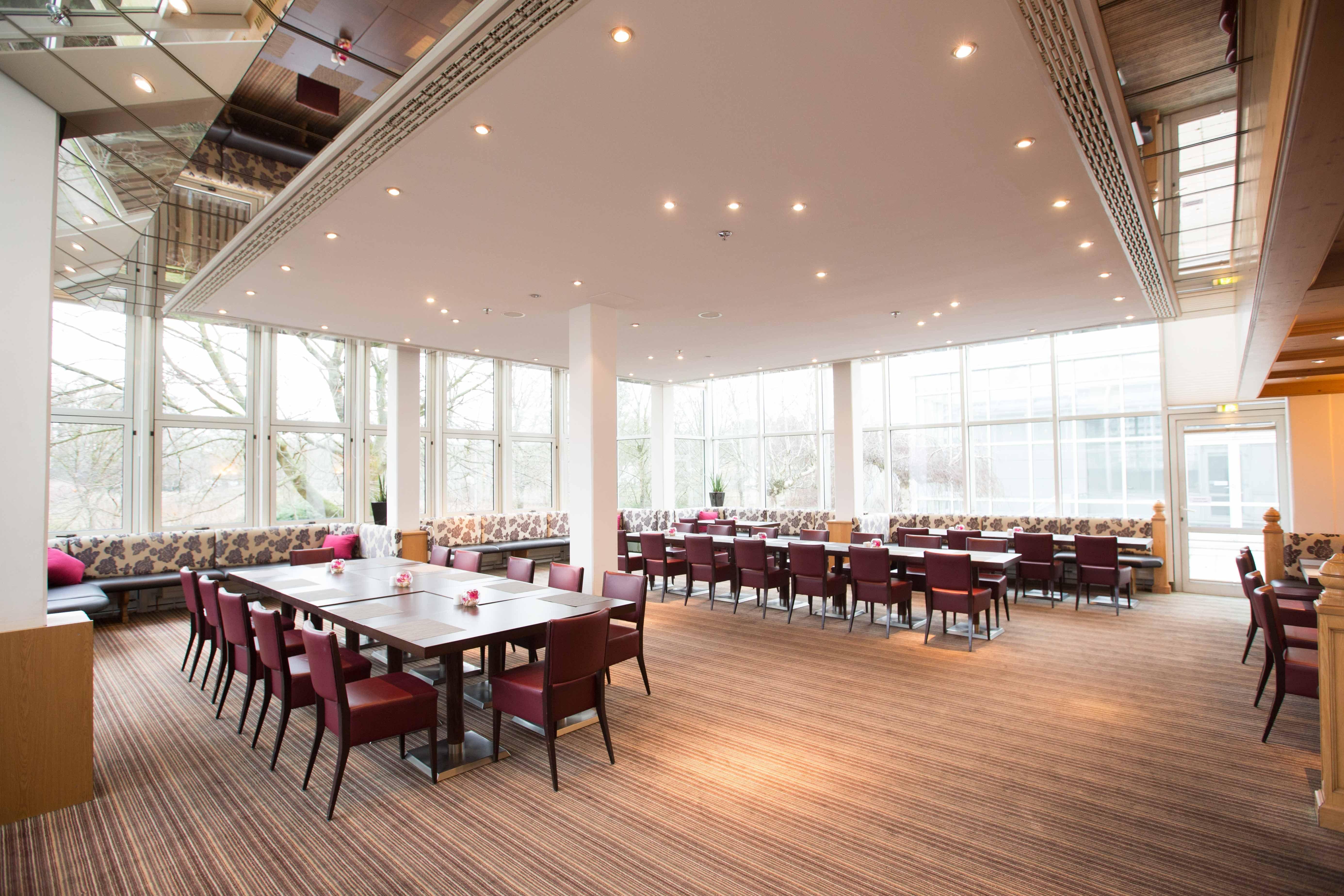 Crowne Plaza Frankfurt Congress Hotel By Ihg Frankfurt am Main Exterior photo